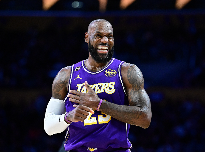 世界杯官网直播app下载-湖人128-104大胜国王 球员评价：2人优秀，6人及格，2人低迷